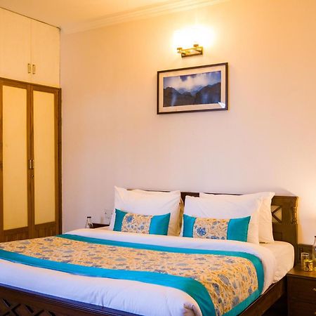 Alaya Stays Mehar Villa - 3 Bhk With Garden & Scenic Views Kasauli Eksteriør bilde