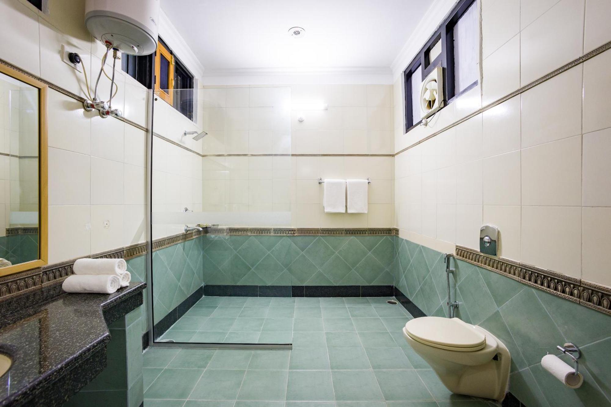 Alaya Stays Mehar Villa - 3 Bhk With Garden & Scenic Views Kasauli Eksteriør bilde