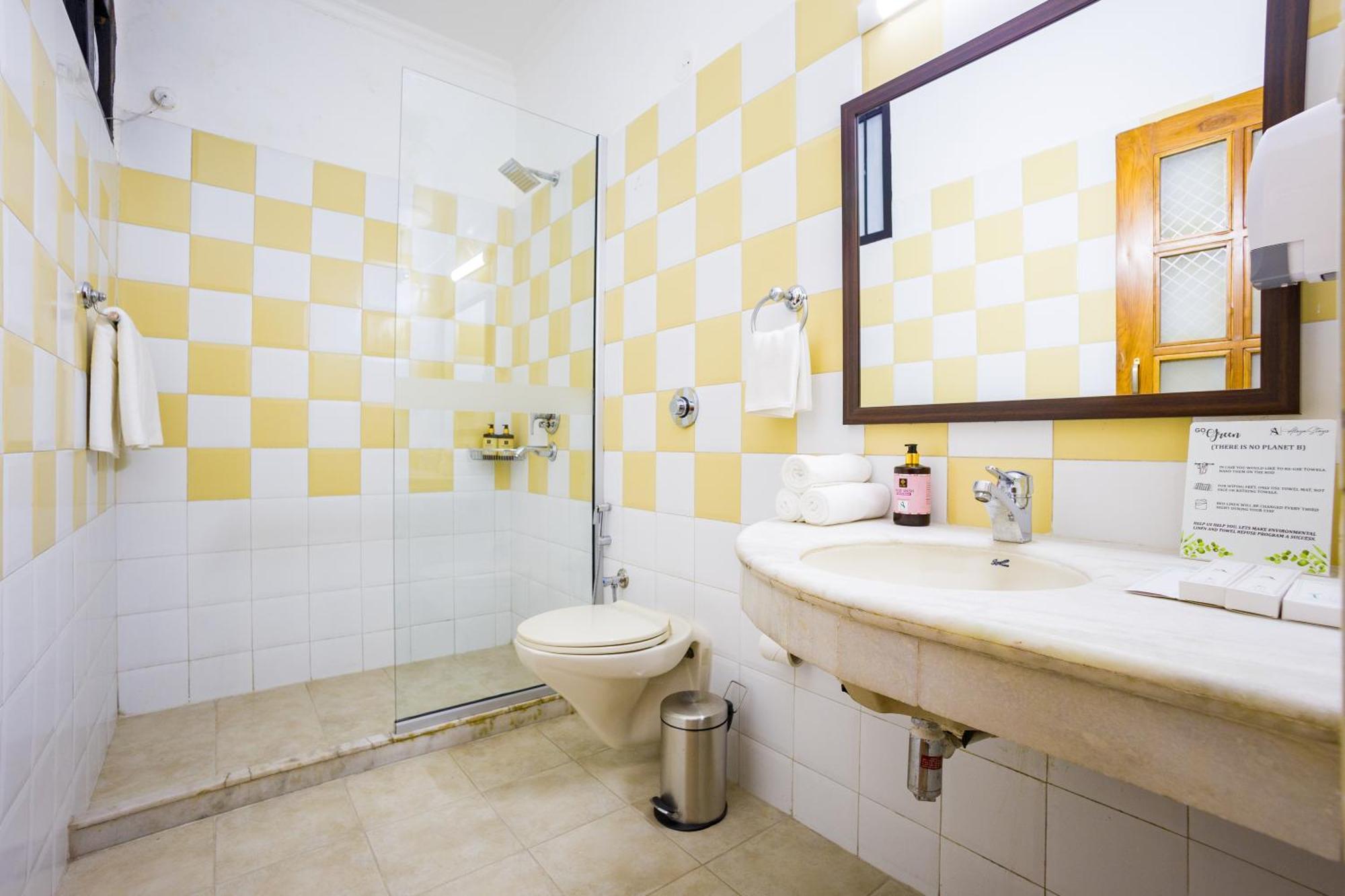 Alaya Stays Mehar Villa - 3 Bhk With Garden & Scenic Views Kasauli Eksteriør bilde